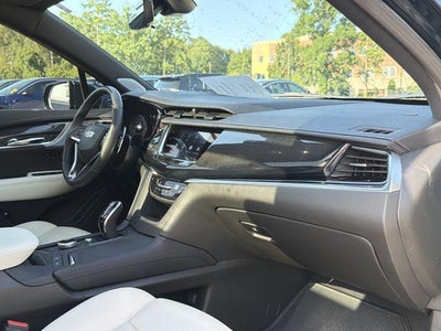 2024 Cadillac XT6 Sport