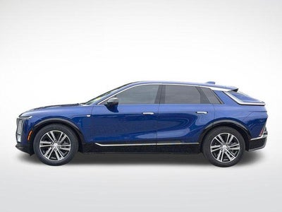 2024 Cadillac LYRIQ Luxury 1