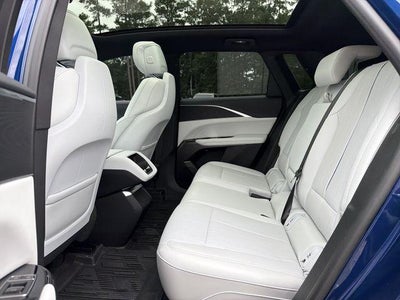 2024 Cadillac LYRIQ Luxury 1