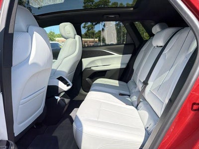 2024 Cadillac LYRIQ Luxury 1