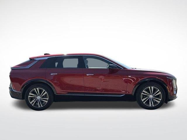 2024 Cadillac LYRIQ Luxury 1