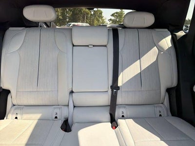 2024 Cadillac LYRIQ Luxury 2