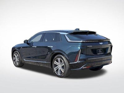 2024 Cadillac LYRIQ Luxury 2