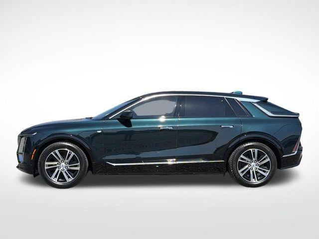 2024 Cadillac LYRIQ Luxury 2
