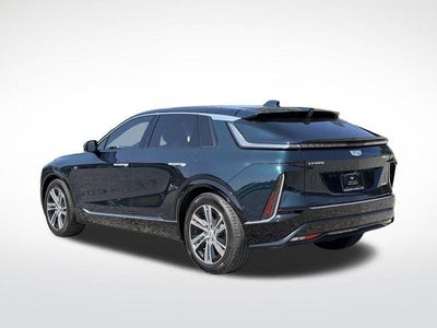 2024 Cadillac LYRIQ Luxury 2