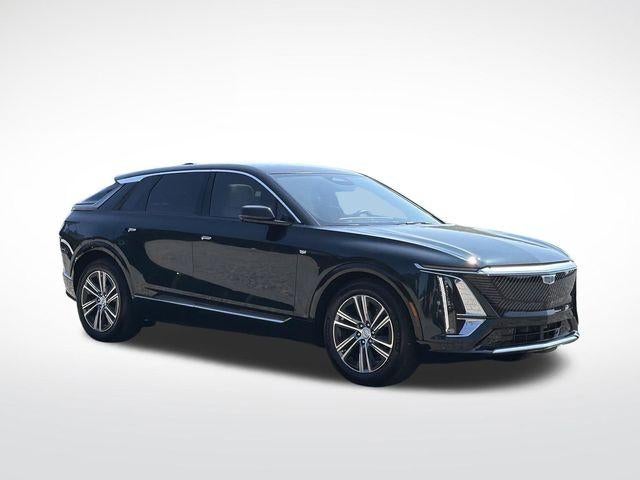 2024 Cadillac LYRIQ Luxury 2