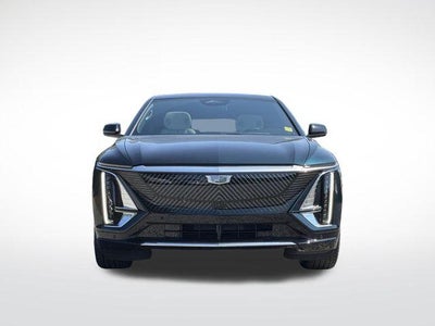 2024 Cadillac LYRIQ Luxury 2
