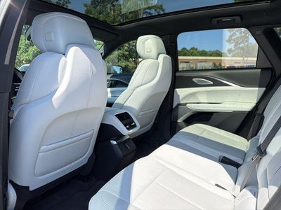 2024 Cadillac LYRIQ Luxury 2