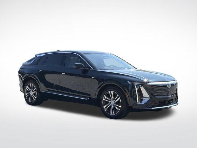 2024 Cadillac LYRIQ Luxury 2