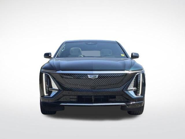 2024 Cadillac LYRIQ Luxury 2