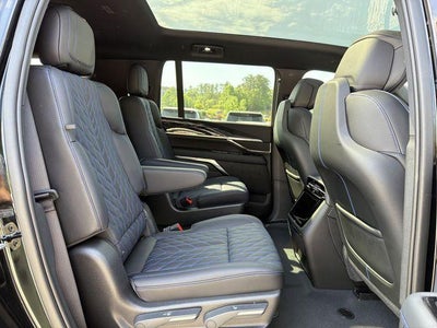 2026 Cadillac ESCALADE IQL Luxury