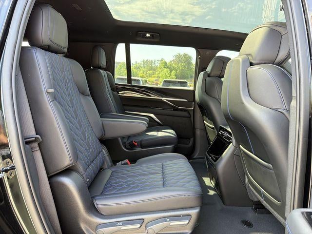 2026 Cadillac ESCALADE IQL Luxury