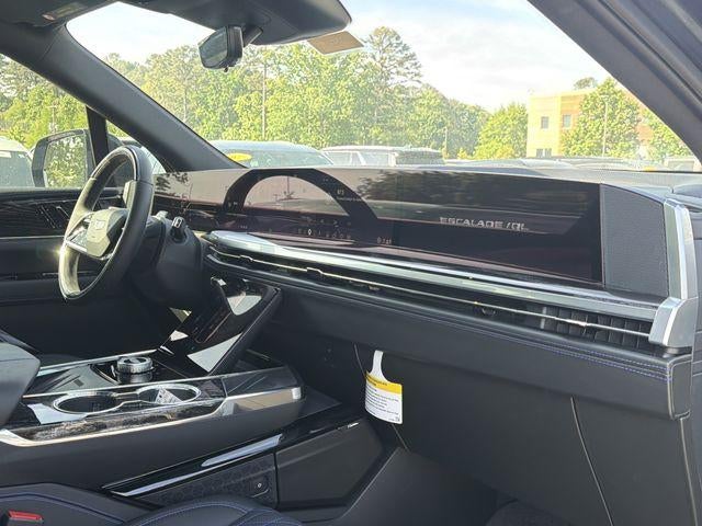 2026 Cadillac ESCALADE IQL Sport
