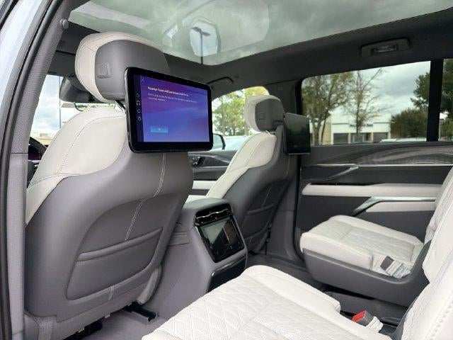 2026 Cadillac ESCALADE IQL Sport