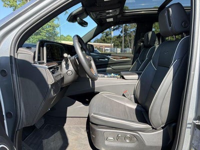 2023 Cadillac Escalade Premium Luxury