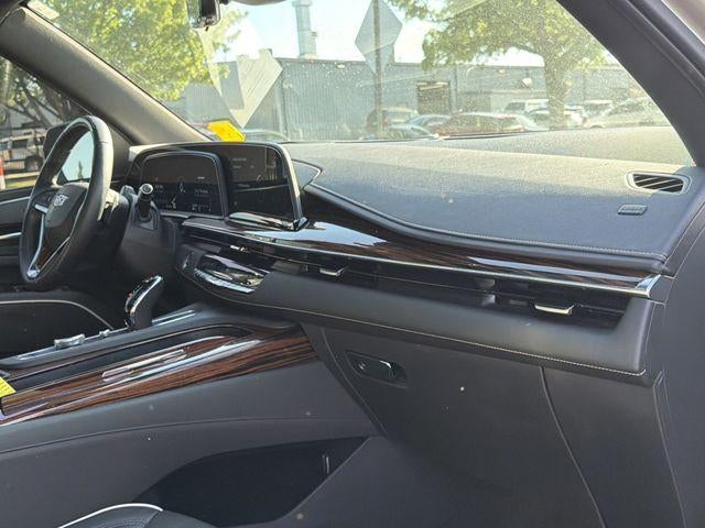 2022 Cadillac Escalade Premium Luxury