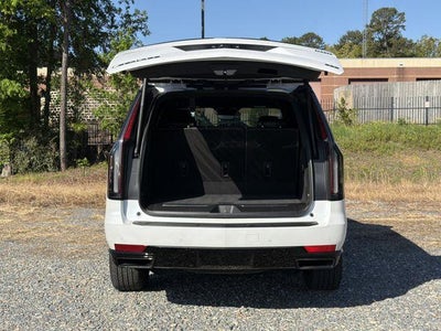 2024 Cadillac Escalade Sport