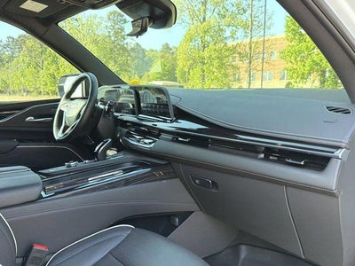 2024 Cadillac Escalade Sport