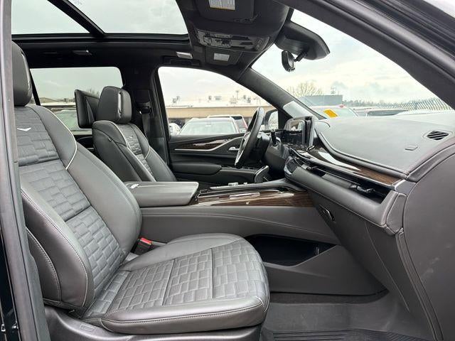 2024 Cadillac Escalade Sport Platinum