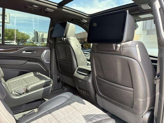 2023 Cadillac Escalade Sport Platinum
