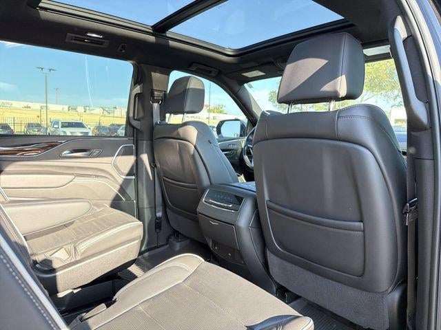 2024 Cadillac Escalade ESV Premium