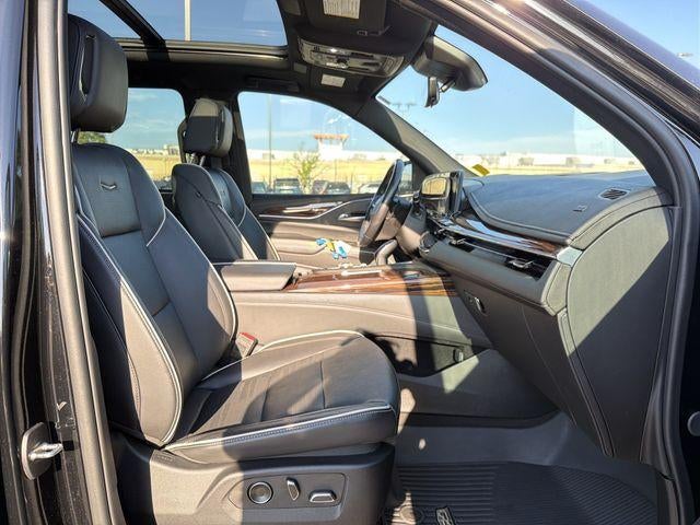 2024 Cadillac Escalade ESV Premium