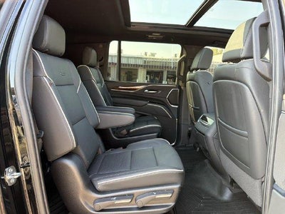 2023 Cadillac Escalade ESV Premium