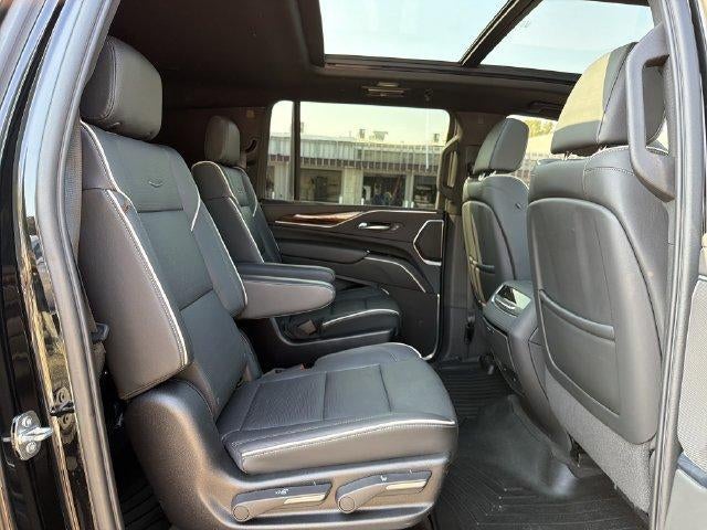 2023 Cadillac Escalade ESV Premium