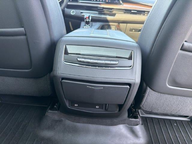 2023 Cadillac Escalade ESV Premium