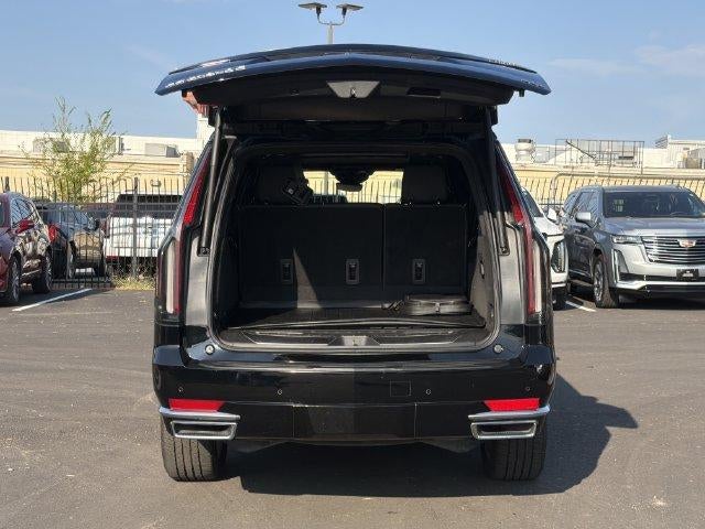 2023 Cadillac Escalade ESV Premium