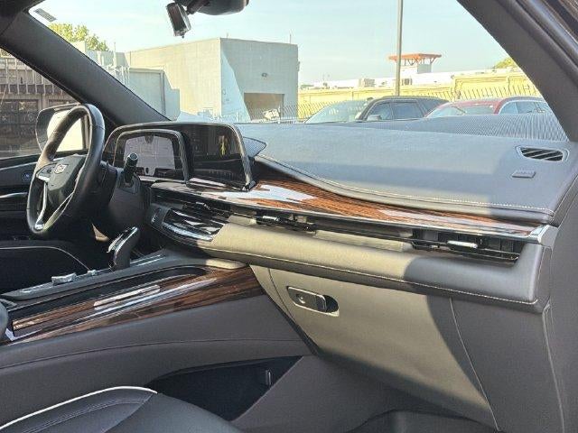 2023 Cadillac Escalade ESV Premium