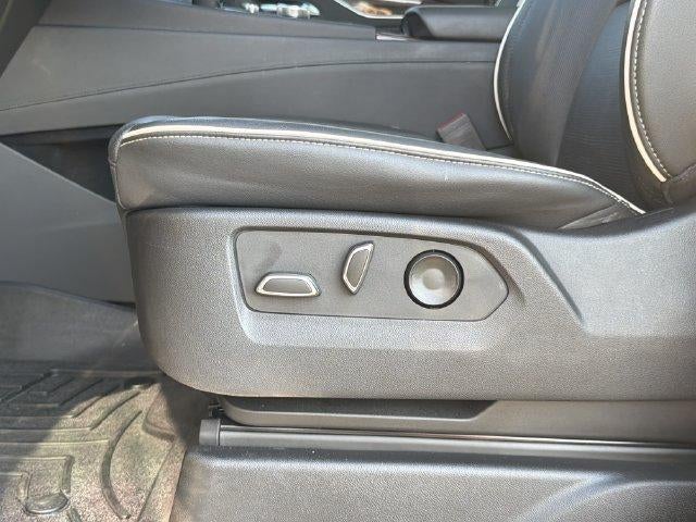 2023 Cadillac Escalade ESV Premium