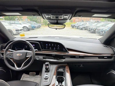 2024 Cadillac Escalade ESV Premium Luxury