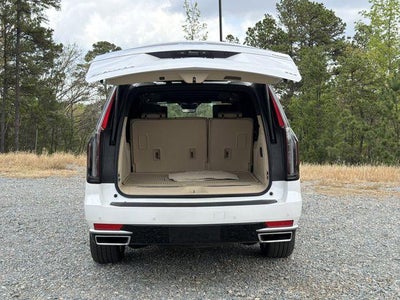 2024 Cadillac Escalade ESV Premium Luxury