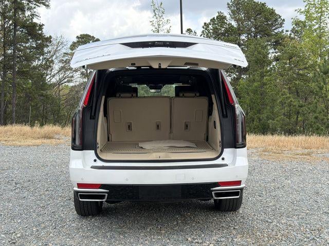 2024 Cadillac Escalade ESV Premium Luxury