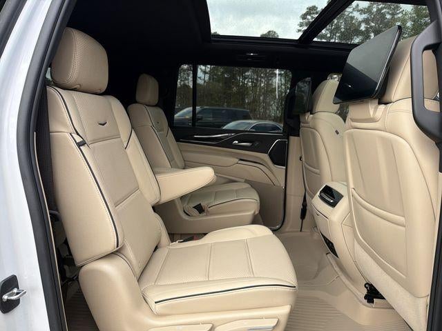 2024 Cadillac Escalade ESV Premium Luxury