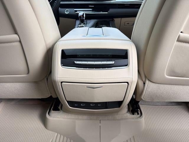 2024 Cadillac Escalade ESV Premium Luxury