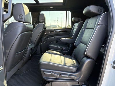 2022 Cadillac Escalade ESV Sport