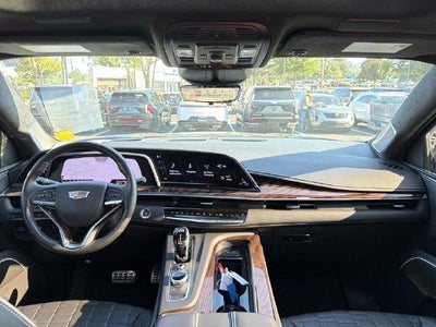 2023 Cadillac Escalade ESV Sport Platinum
