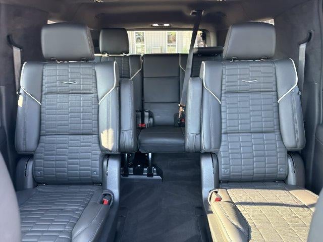2023 Cadillac Escalade ESV Sport Platinum