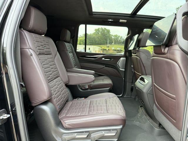 2024 Cadillac Escalade ESV Sport Platinum