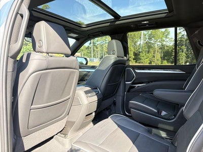 2025 Cadillac Escalade Premium Luxury
