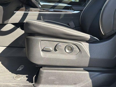 2025 Cadillac Escalade Premium Luxury