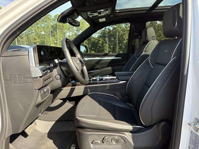 2025 Cadillac Escalade Premium Luxury