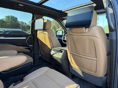 2025 Cadillac Escalade Premium Luxury
