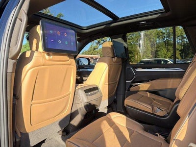 2025 Cadillac Escalade Premium Luxury