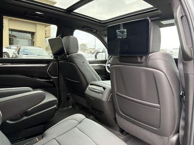 2026 Cadillac Escalade Luxury