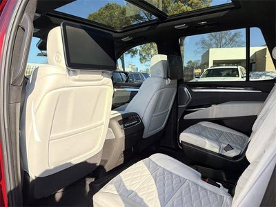 2026 Cadillac Escalade Platinum Luxury