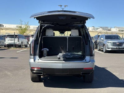 2027 Cadillac Escalade Platinum Sport