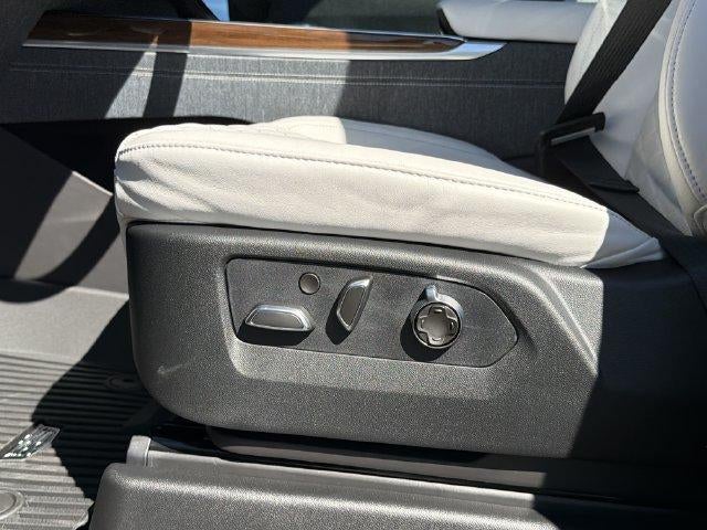2027 Cadillac Escalade Platinum Sport